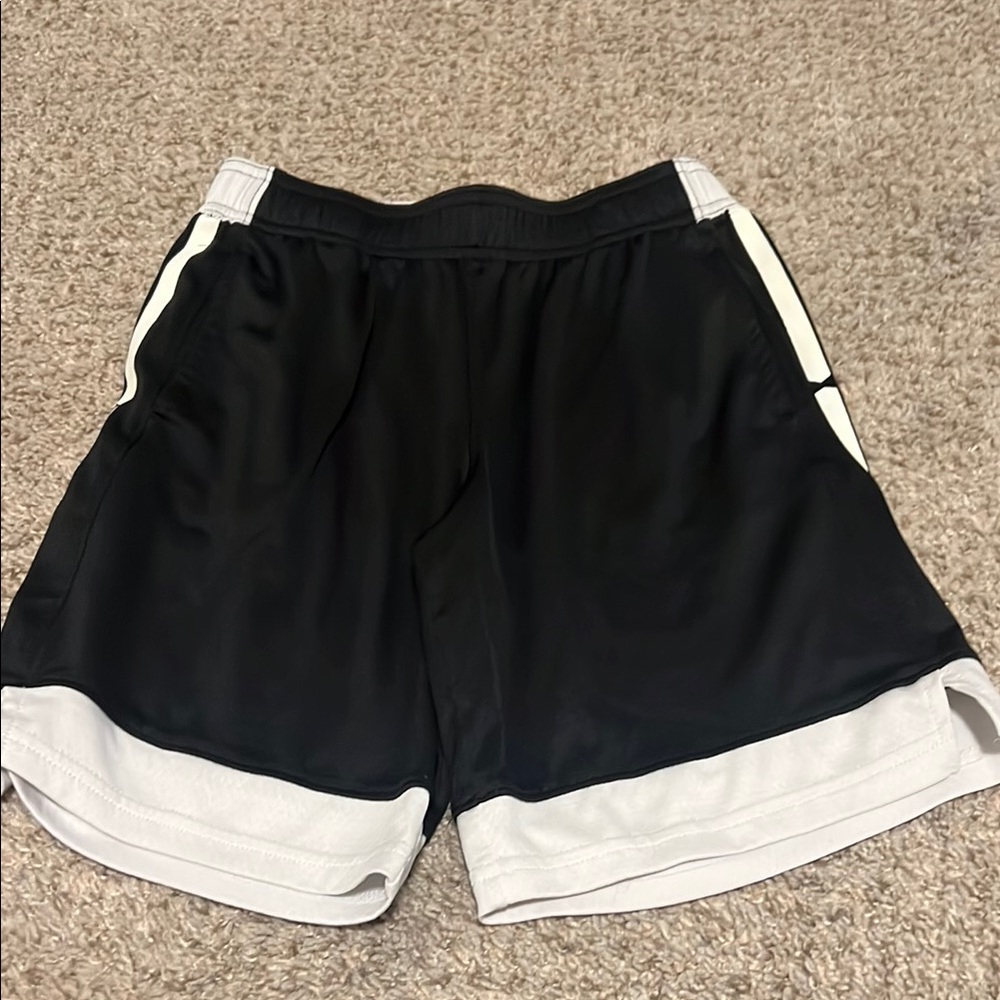 Kids medium shorts